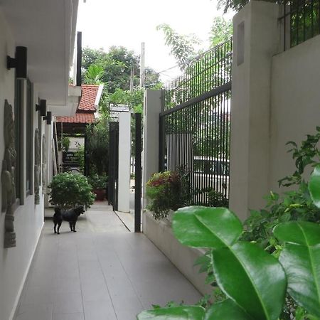 Samrach Boutique Hotel Phnom Penh Exterior photo